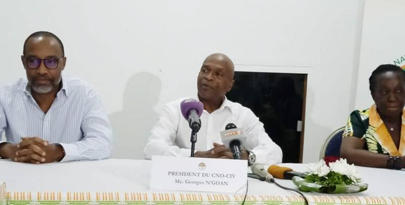 Le président Georges N’Goan, encadré par deux de ses vice-présidents, Stéphane Ouégnin et Mme Volber, a donné un aperçu de ce que le Cno ivoirien va faire dans les années à venir. (Ph: Dr)