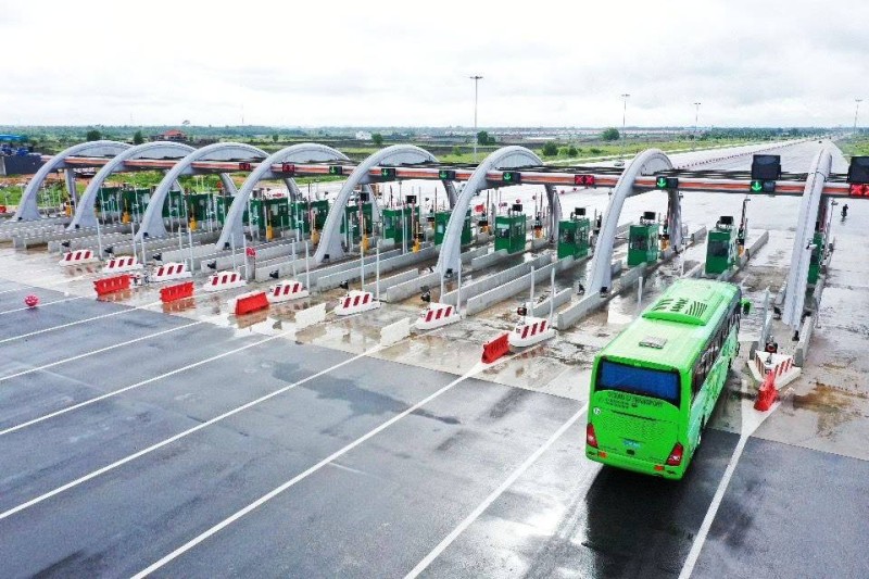Le poste à péage Abidjan Grand-Bassam