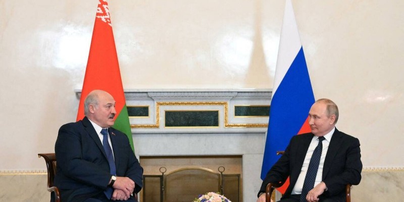 Loukachenko (à gauche) est l'un des premiers alliés de Poutine dans la crise ukrainienne. (Ph: Dr)