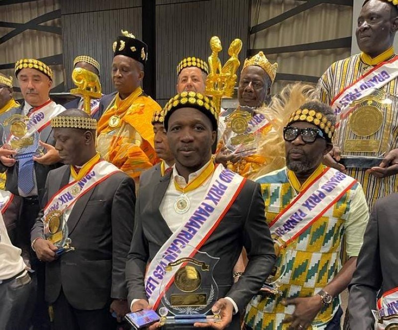 Au premier plan, l'opérateur économique Moumouni Pograwa
