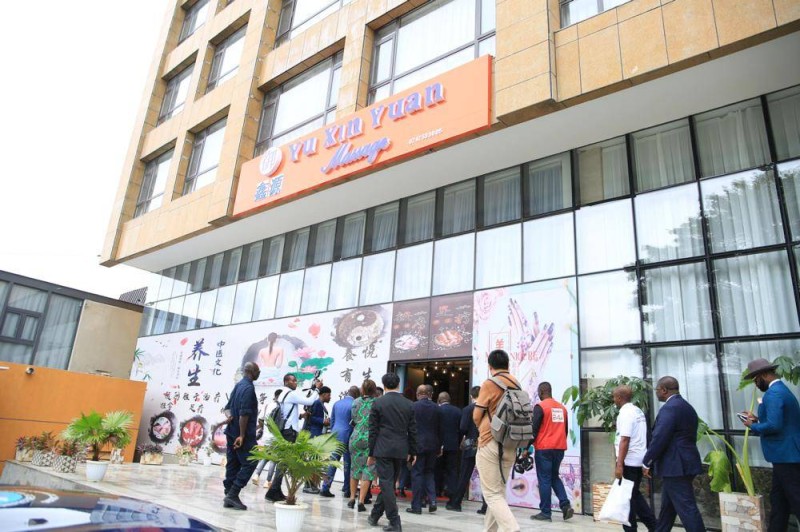 Hotel Famille mondiale