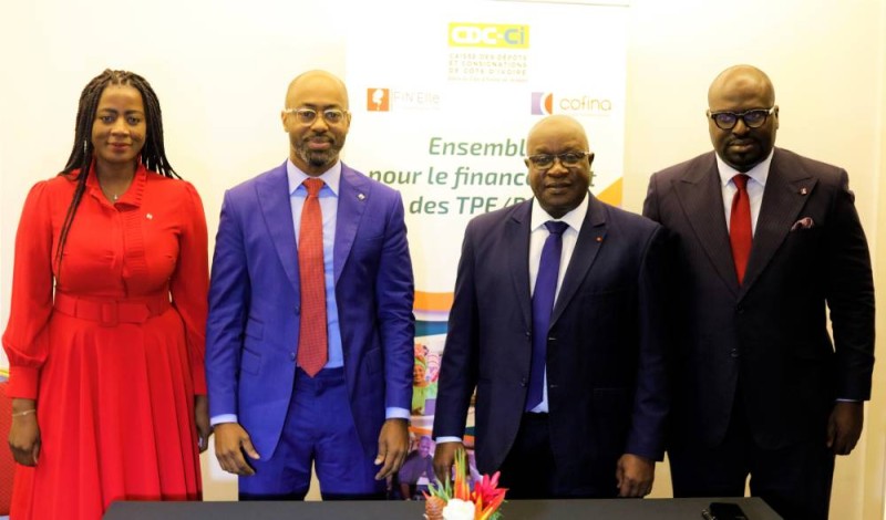 Les signataires de la convention de partenariat