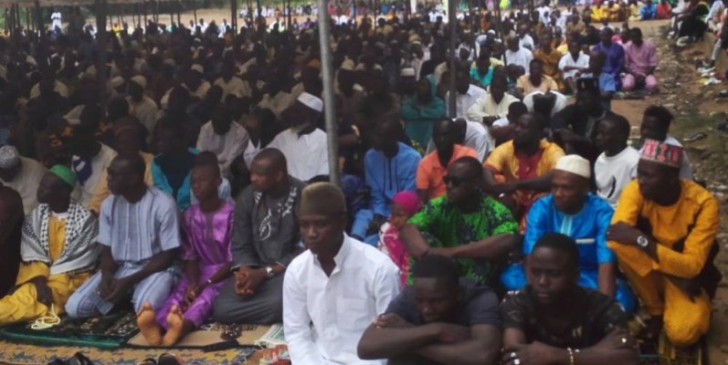 Les fidèles musulmans de Bingerville ont également prié pour la paix en Côte d’Ivoire (Ph: Bavane)