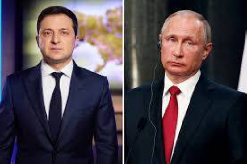 Volodymyr Zelensky (à gauche) et Vladmir Poutine (à droite), respectivement Président ukrainien et Président russe. (Ph: Dr)