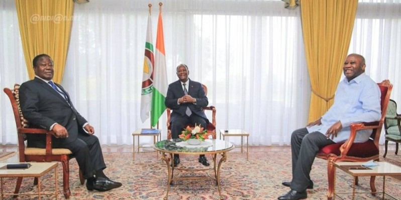 Les "trois grands" lors de la rencontre du 14 juillet 2022, au Palais présidentiel à Abidjan-Plateau. (Dr)