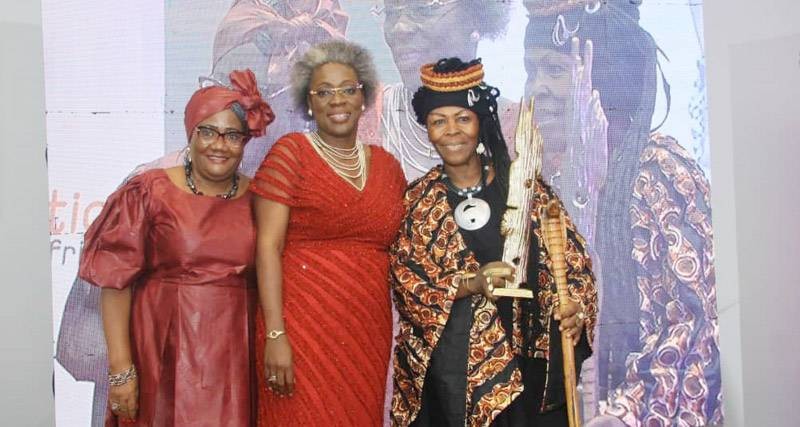 Wêrê Wêrê Liking a été honorée pour tout ce qu'elle fait pour la culture africaine. (Ph: Dr)