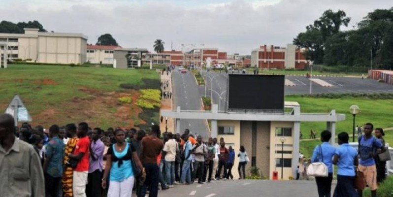 Une vue des étudiants de l'Université Félix Houphouët-Boigny de Cocody. (Ph: Dr)