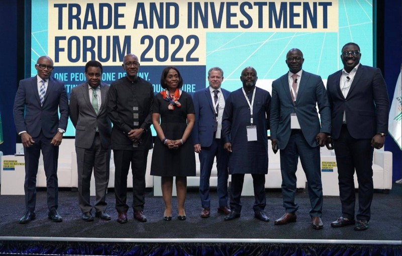 Ce panel a connu la participation de M. Cleviston Haynes, (Gouverneur de la Banque centrale de la Barbade), Mme Kanayo Awani, (Vice-Présidente exécutive de la Banque du commerce intra-africain, Afreximbank), M. Simon Tiemtoré (Président du groupe, Vista Bank Group et fondateur, PDG, Simba), M. Andrew Takyi-Appiah, (directeur général, Zeepay), M. Gabriel Edgal (associé directeur, Oakwood Green Africa Limited) et M. Anthony Clerk (directeur général et chef de la direction, Repu Blic Bank de Barbade et président de l'association des banquiers de la Barbade.)