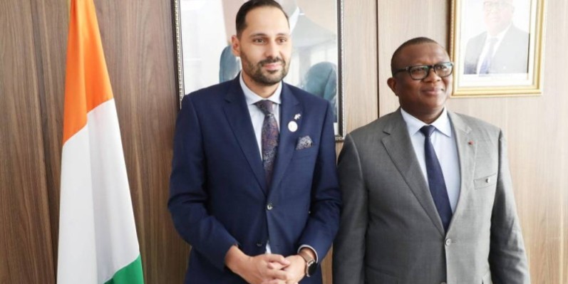 Le ministre Amadou Coulibaly en compagnie du secrétaire d’État capverdien Pedro Fernandes Lopes. (DR)