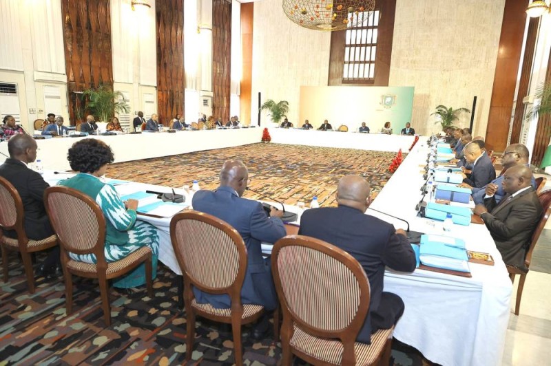 Le Conseil des ministres. 