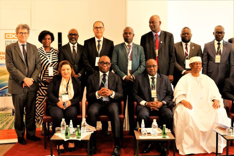 Les participants à la table ronde à l’initiative de la Caisse des dépôts et consignations de Côte d’Ivoire (Cdc-Ci) en partenariat avec le Forum des caisses de dépôt (DR)