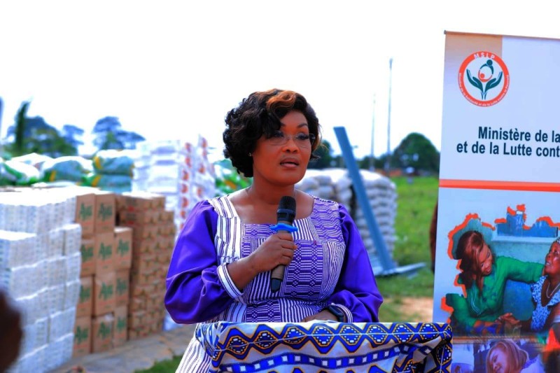 La ministre Myss Belmonde