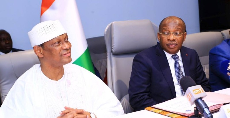 Le ministre Siandou Fofana et le Dg du FSA, Ahmadou Abdoulaye Diallo