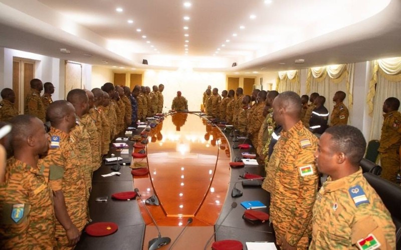 La chaine de commandement rassure le PF