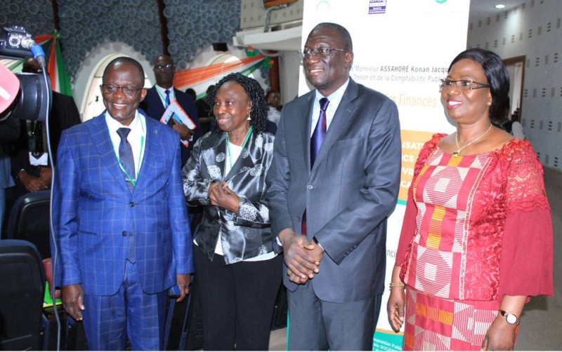Sanogo Bafétégué, Directeur général adjoint du Trésor a invité les comptables publics, Noel Émile née Koffi Akissi Antonie, Receveur général des Finances et des participants. (DR)