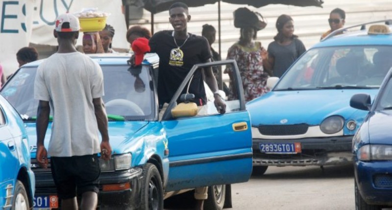 Le mouvement de colère des transporteurs perturbe la circulation à Yopougon depuis samedi. (Dr)