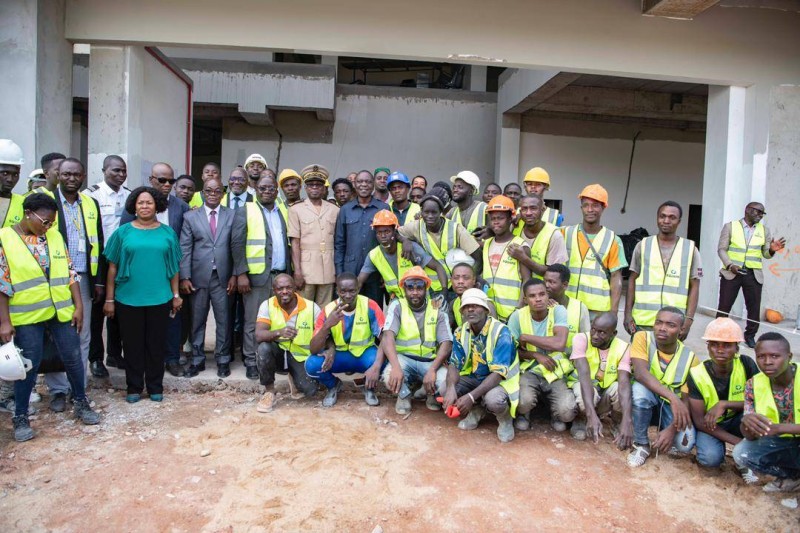 Le ministre Amadou Koné sur le chantier  de l'aérogare de San Pedro