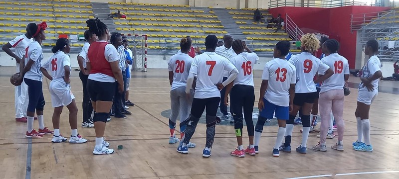 Koné Philippe et ses joueuses sont prêtes pour la bataille.