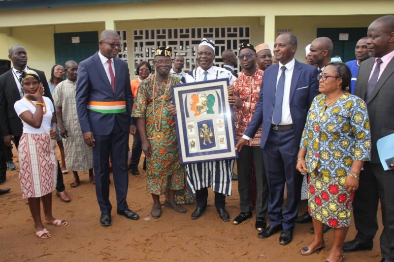Le ministre Amadou Koné au collège BAD de Koumassi