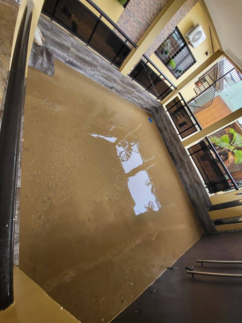 L'une des villas envahies par l'eau de ruissellement après une forte pluie. (Ph: Dr)