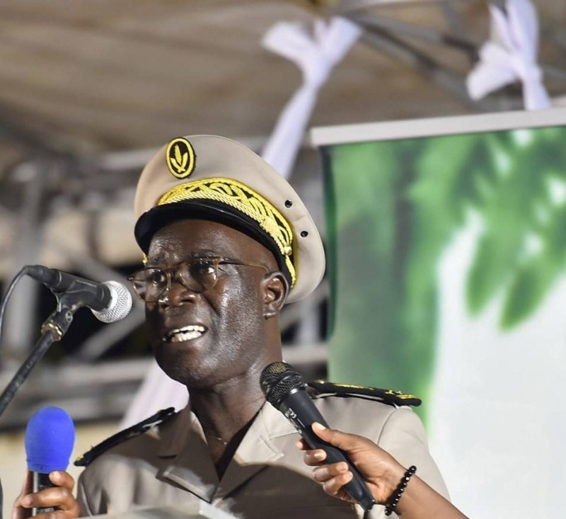 Le Sous-prefet de Bouna, representant le prefet de région