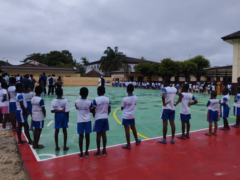 Un terrain de sports pour permettre aux filles de l'orphelinat de s'épanouir