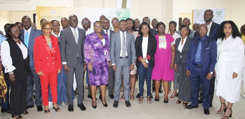 Durant les deux jours, les participants feront des propositions et observations afin d’obtenir un document final. (Ph: Dr)
