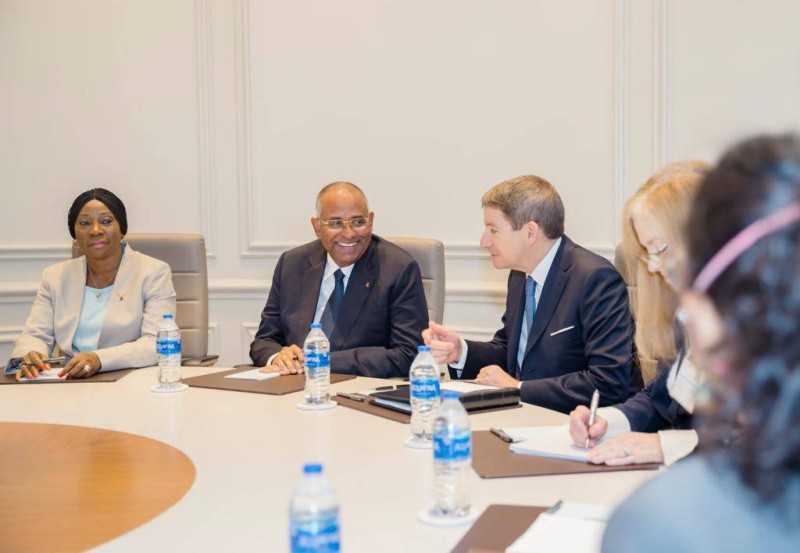 Coopération USA-Côte d’Ivoire. Le Premier ministre Patrick Achi a rencontré le patron du DFC, dispositif clé de l’aide au développement de l’administration américaine