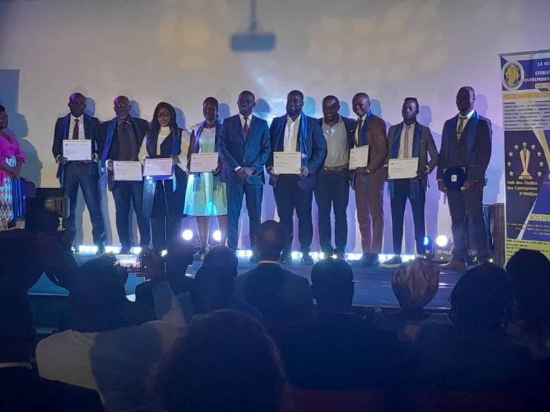 93 professionnels, de Bifa institue, spécialisés dans la formation professionnelle ont reçu leurs diplômes