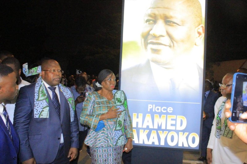 Le maire Kandia Camara immortalise son prédécesseur Hamed Bakayoko. (Ph: Dr)