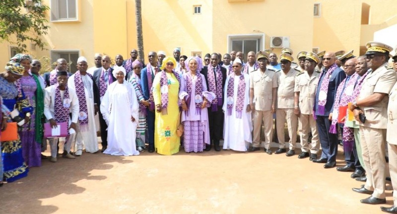 Photo de famille après le Conseil du District