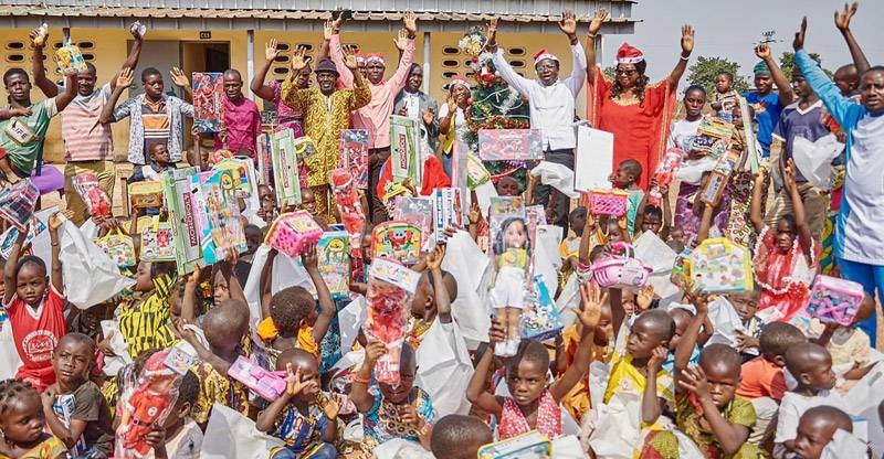 Les enfants des villages bénéficiaires se sont bien amusés et ont reçu des cadeaux. (Ph: Dr)