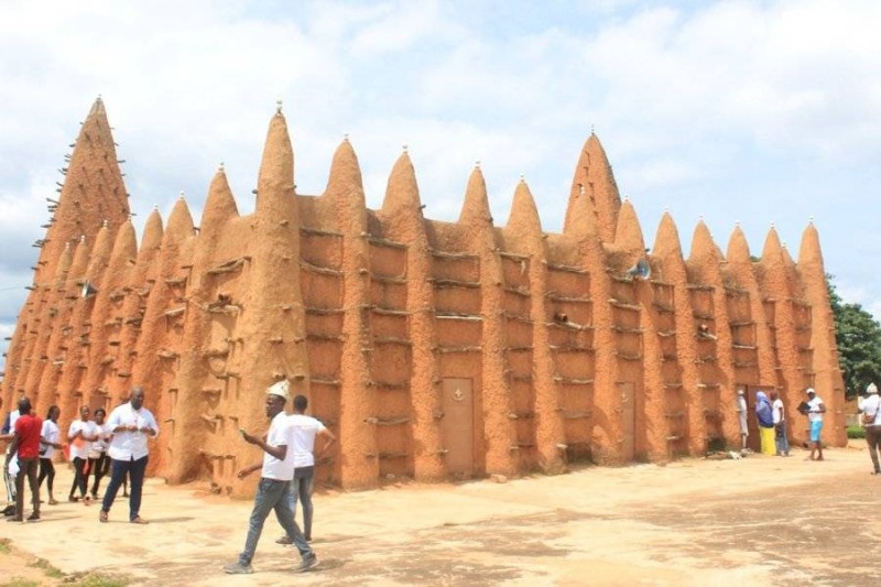 La mosquée de Kng