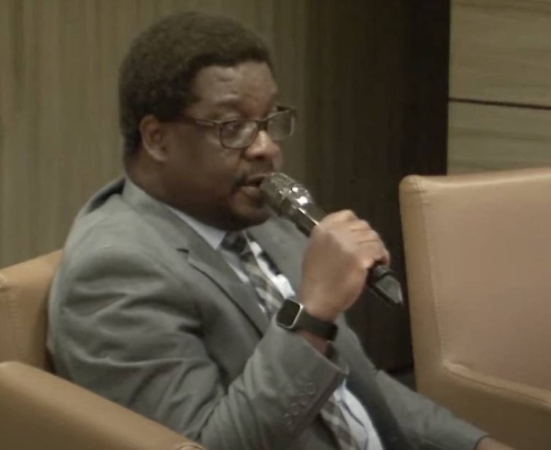 Sylvestre M'Bra, sous-directeur de la coopération fiscale internationale de la direction générale des impôts en Côte d'Ivoire, était l'un des conférenciers. (Dr)