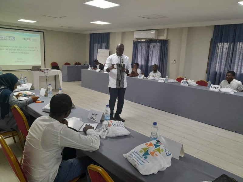 Dr Flan Moquet directeur du centre de recherche politique d'Abidjan