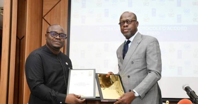 Le coordinateur régional du Hub sous-régional pour l'Afrique de l'ouest et du centre et le président de la Cop15. (Ph: Dr)