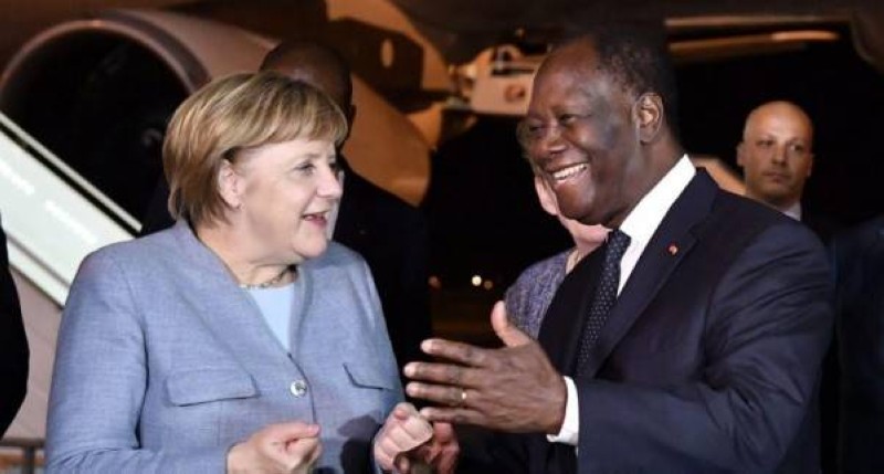 Angela Merkel a reçu son prix à Yamoussoukro. (Ph: Dr)