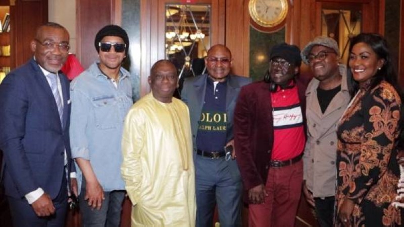 KKB et des artistes à Paris