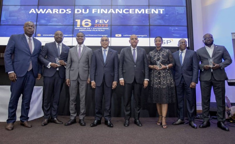Awards du financement