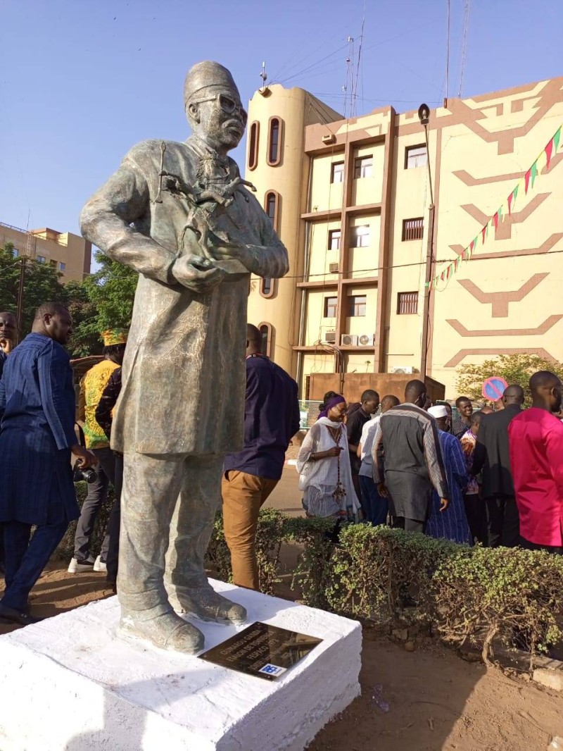 Oumar Ganda 1er Etalon d'or(1)