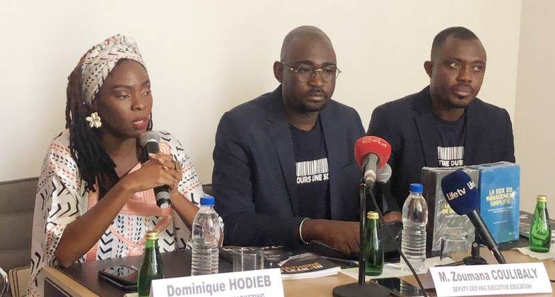 Zoumana Coulibaly (au centre) a invité la population à prendre une part active à l'événement. (Ph: Dr)