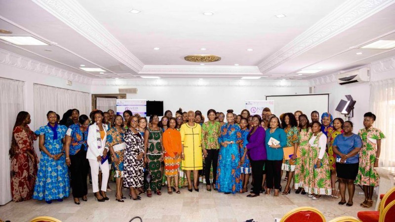 Les femmes de l'Office national de l'eau potable saluent l'initiative de la direction en leur endroit. (Ph: BAVANE)