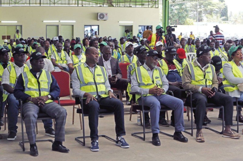 Plusieurs machinistes ont pris part au lancement de la campagne. (Ph: Dr)