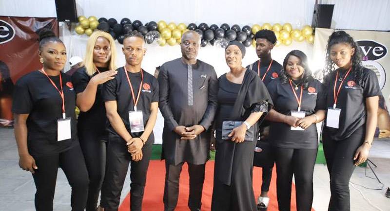 Une vue des finalistes du concours de maquilleur. (Ph: Dr)