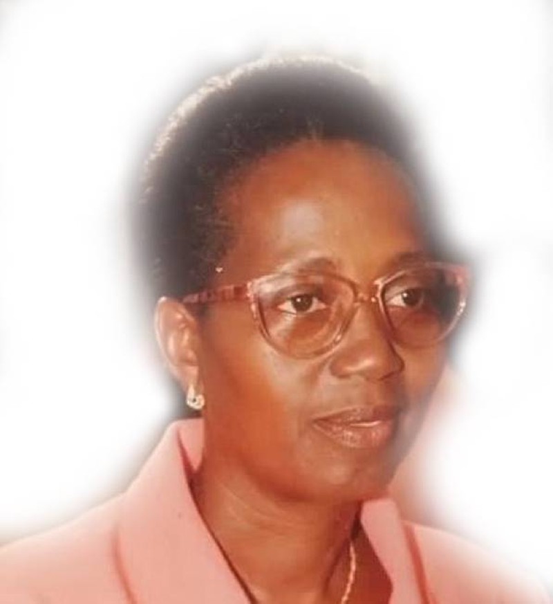 M’BAHIA OUSSOU AOU AGNES épouse ABOUANOU, Secrétaire de Direction à la l’Assemblée nationale à la retraite 