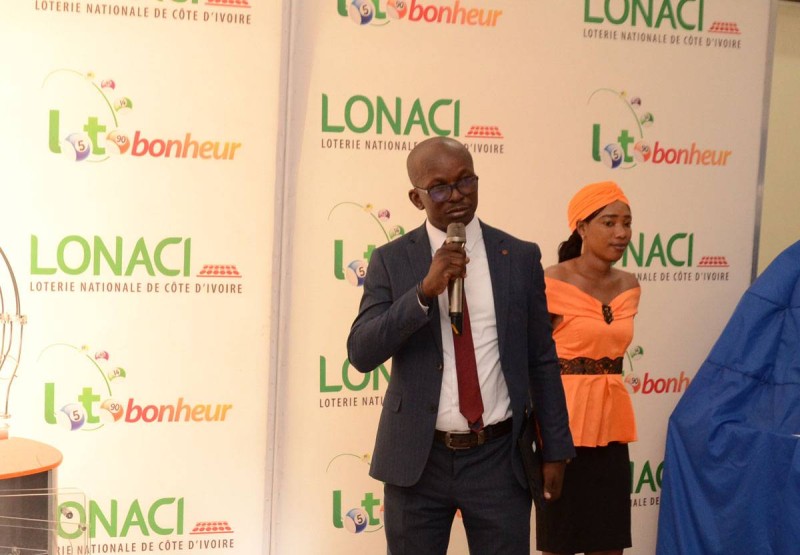 Check Oumar Diarra, directeur marketing et expérience client de la Lonaci