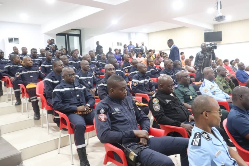 Les pompiers invités à bannir en leur sein l’esprit de rébellion. (Ph: Dr)