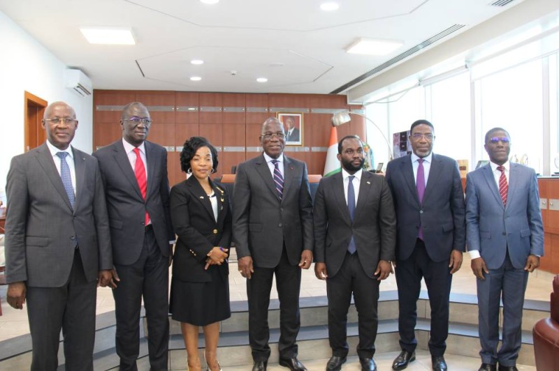 La délégation de la Guinée Équatoriale conduite par sa ministre déléguée. 