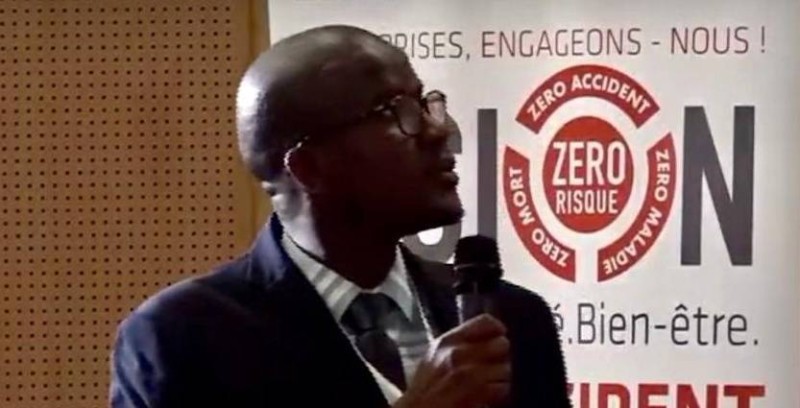 Le directeur adjoint charge de la sécurité au travail à la Compagnie ivoirienne de l’électricité (CIE), Amara Soumahoro a présenté jeudi 27 avril 2023, la stratégie routière de la compagnie.