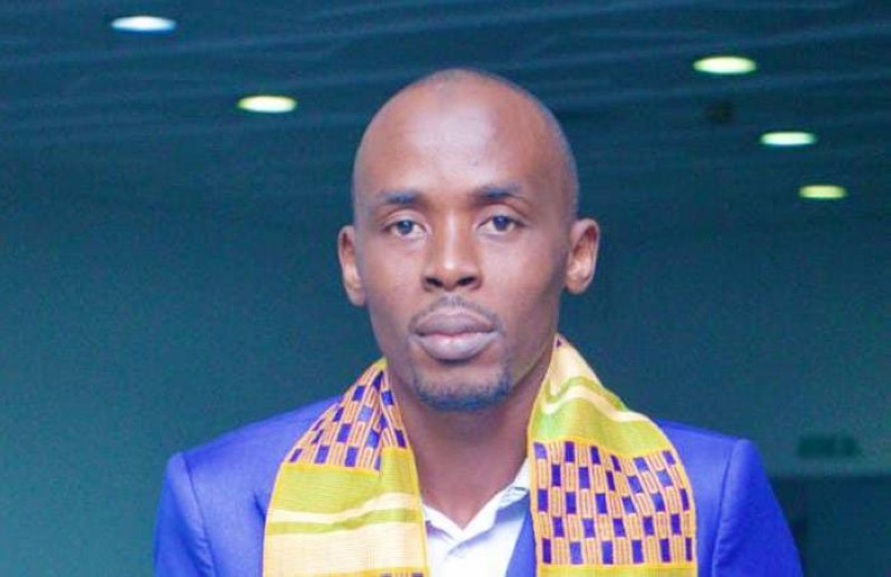 Bamba Salifou, le Pdg de Arahamane Group après réception de son prix. (Ph: Dr)